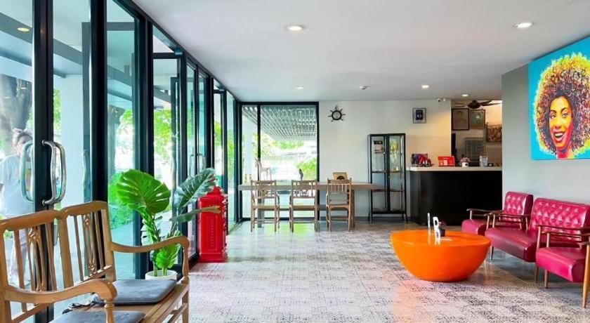 Bb House Mini Suite Hotel Bangkok Exterior foto